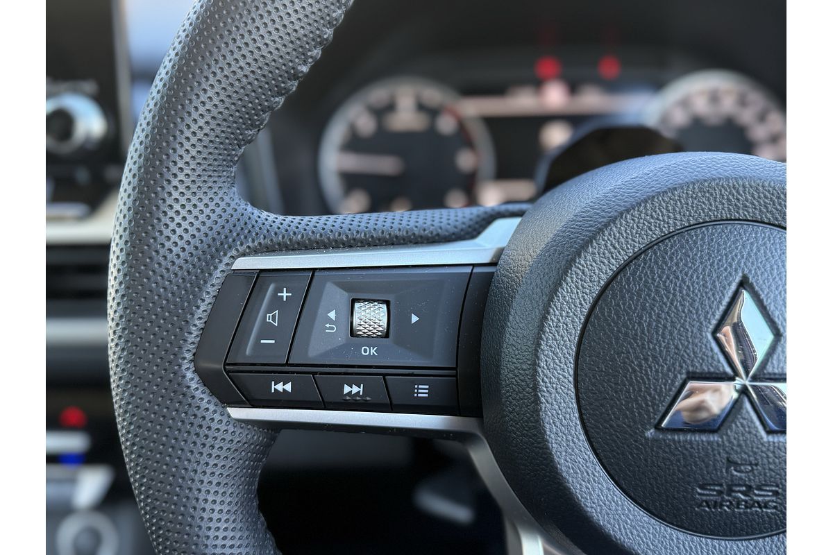2025 Mitsubishi Triton GLS MV 4X4