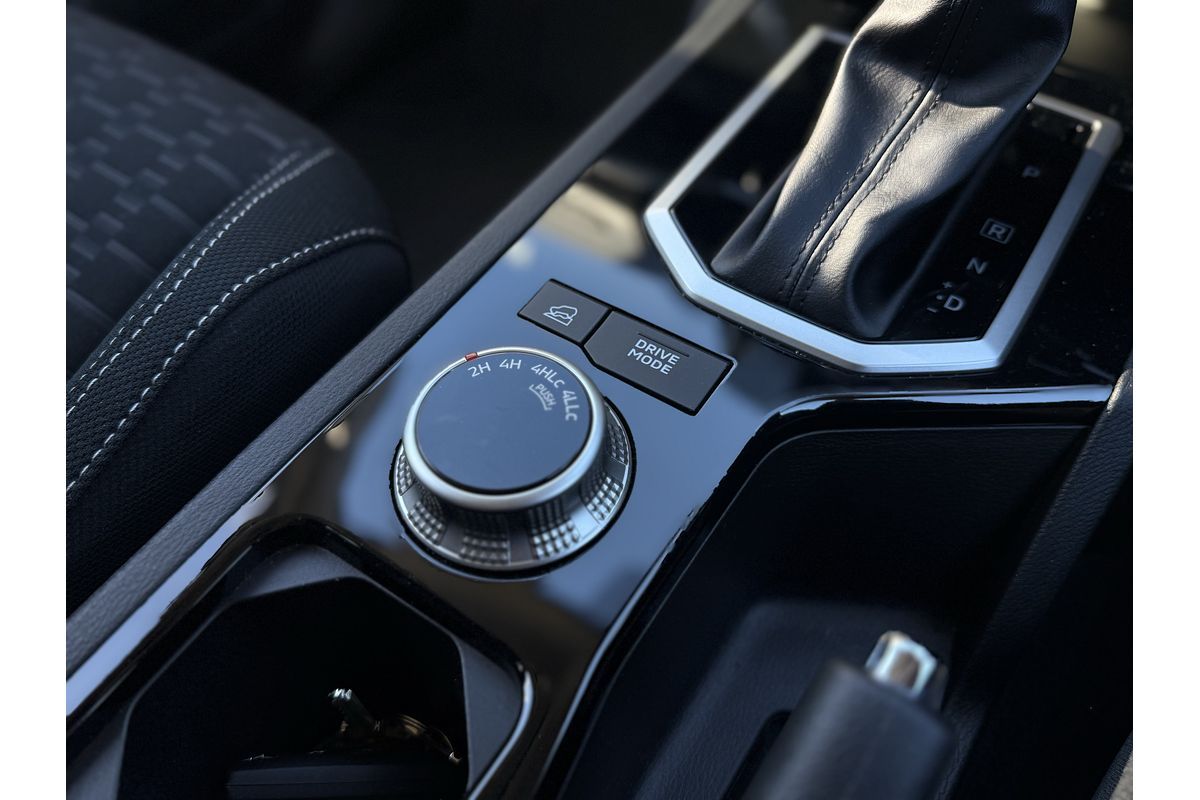 2025 Mitsubishi Triton GLS MV 4X4