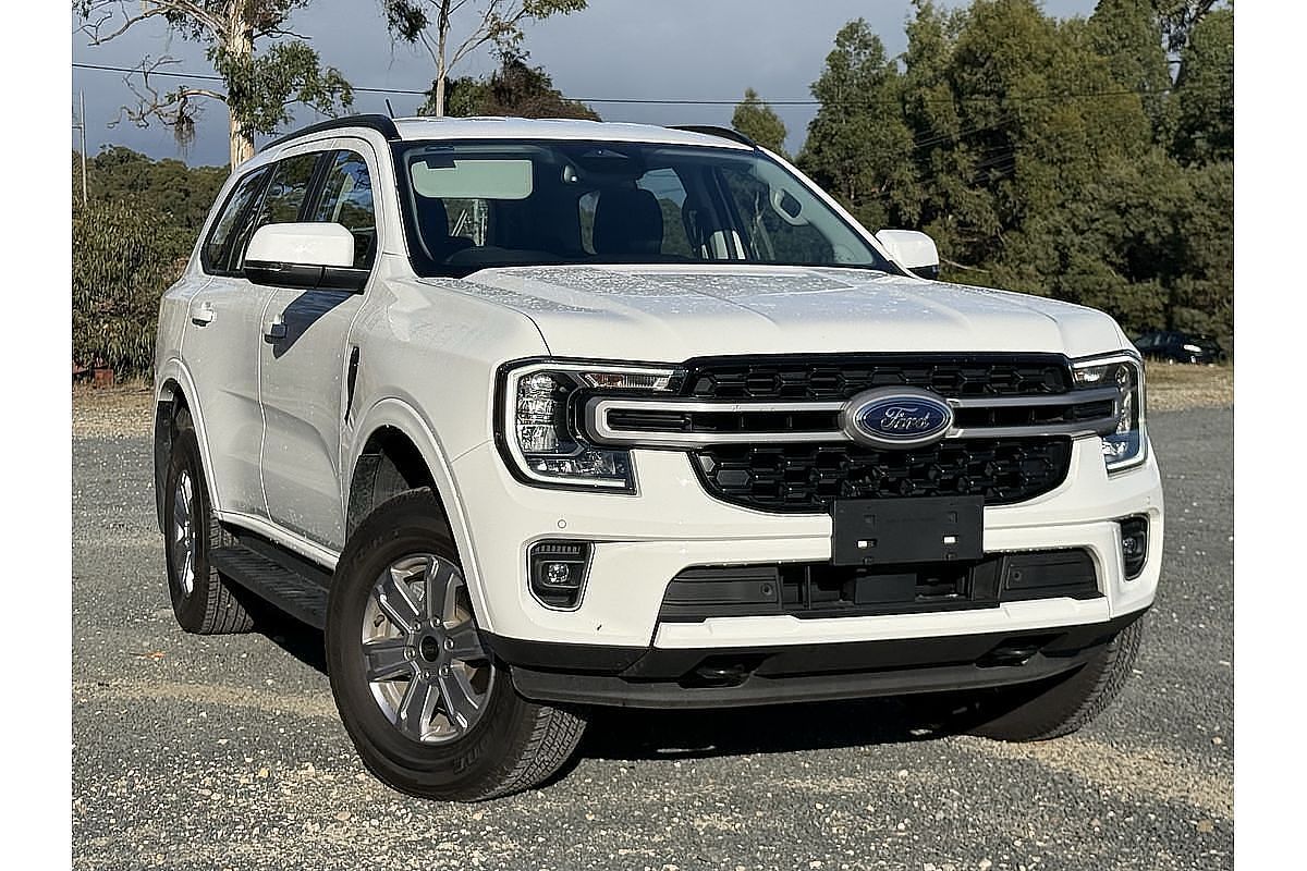 2025 Ford Everest Ambiente 2.0L