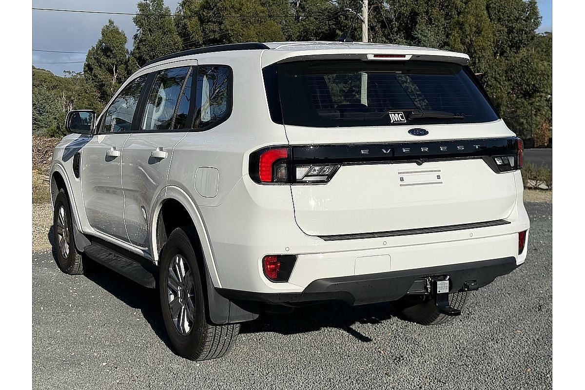 2025 Ford Everest Ambiente 2.0L
