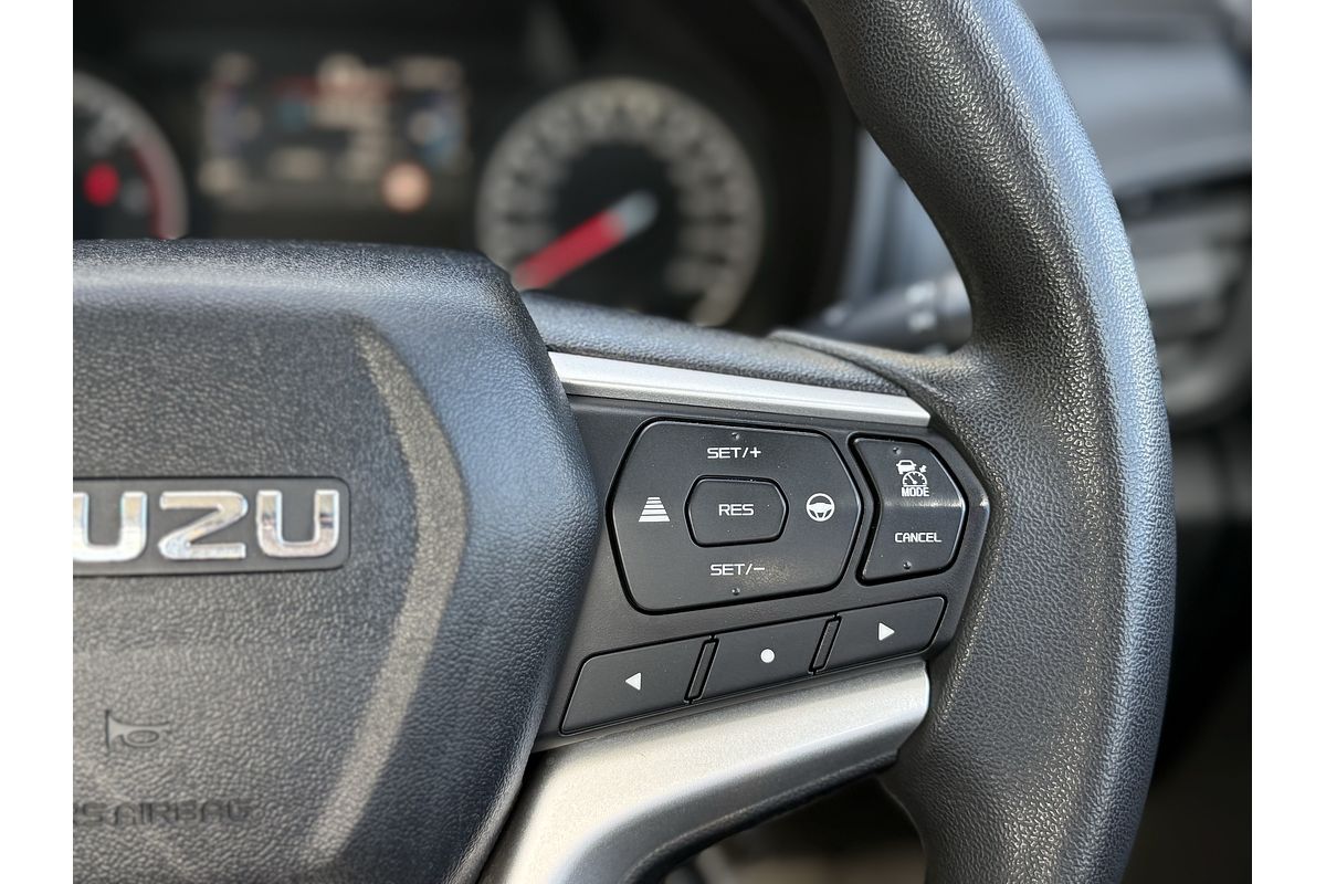 2022 Isuzu D-MAX SX 4X4