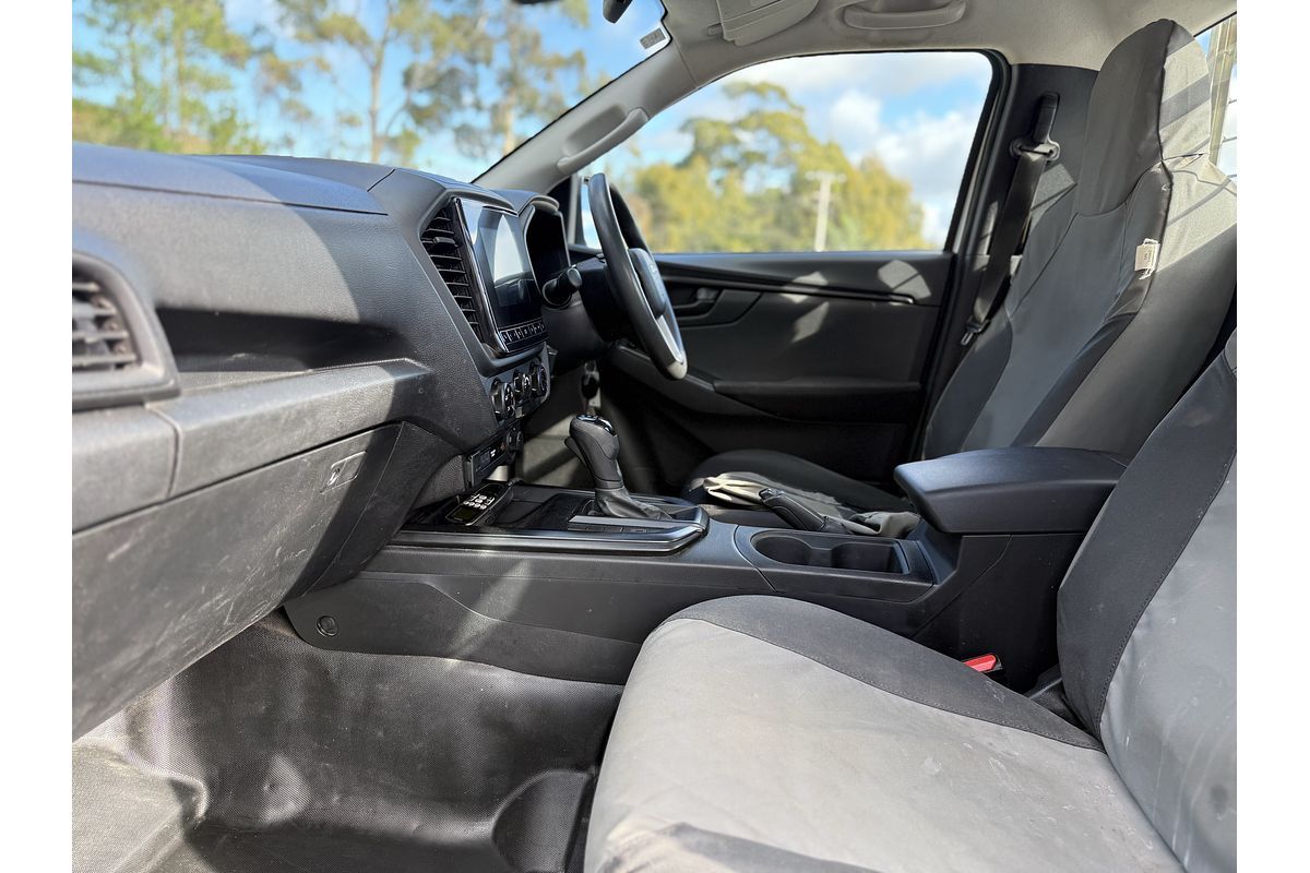 2022 Isuzu D-MAX SX 4X4