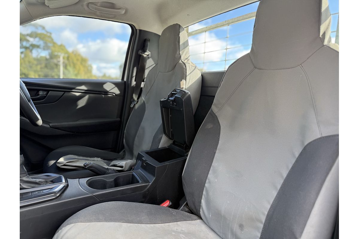 2022 Isuzu D-MAX SX 4X4