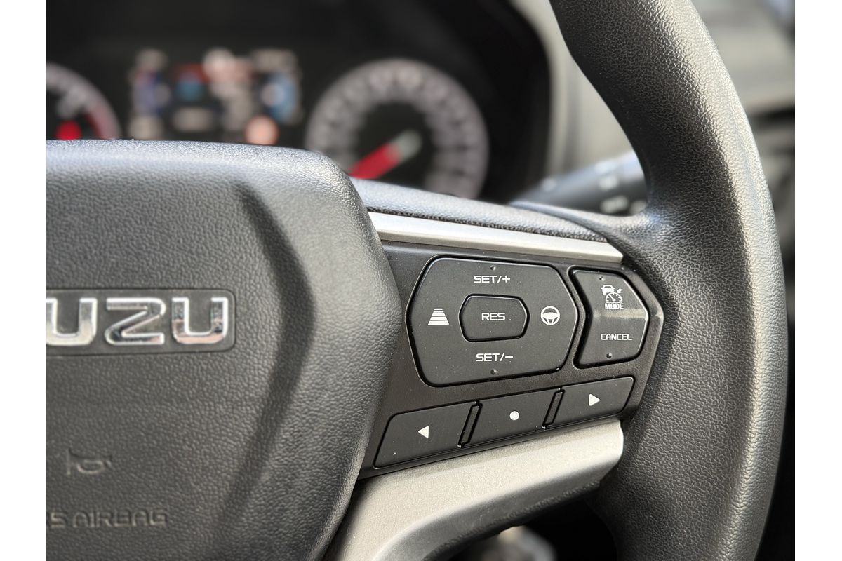 2022 Isuzu D-MAX SX 4X4