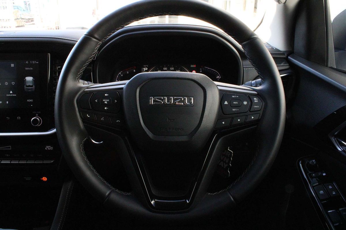 2025 Isuzu MU-X LS-U