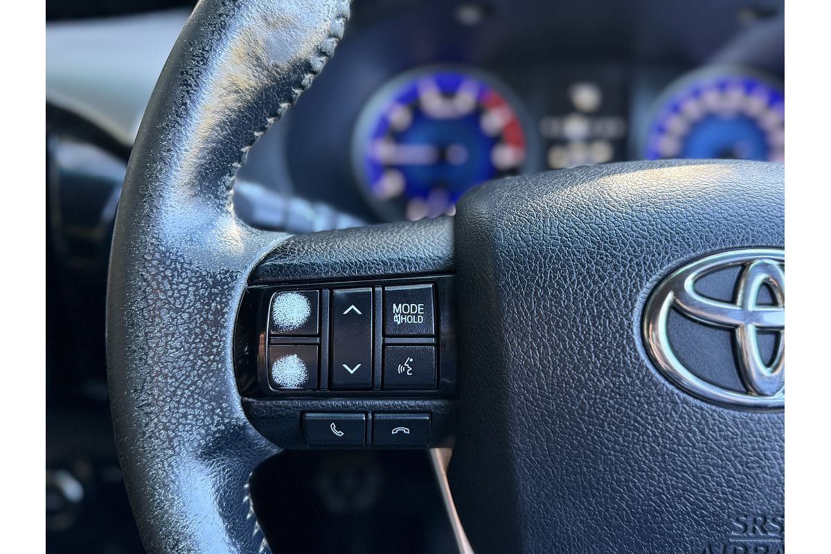 2015 Toyota Hilux SR5 GUN126R 4X4