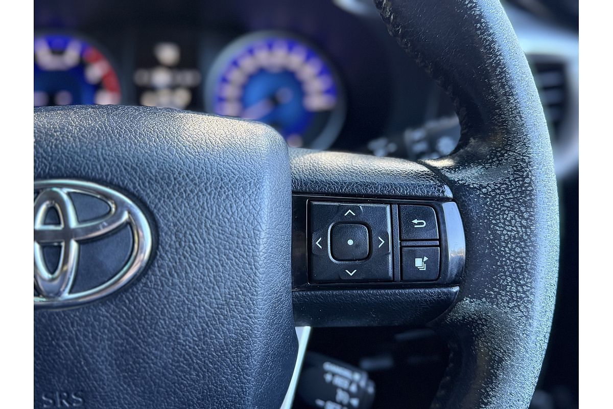 2015 Toyota Hilux SR5 GUN126R 4X4
