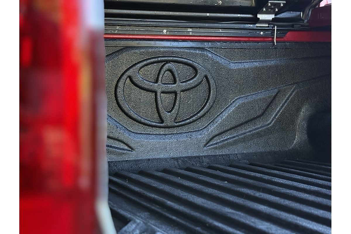 2015 Toyota Hilux SR5 GUN126R 4X4