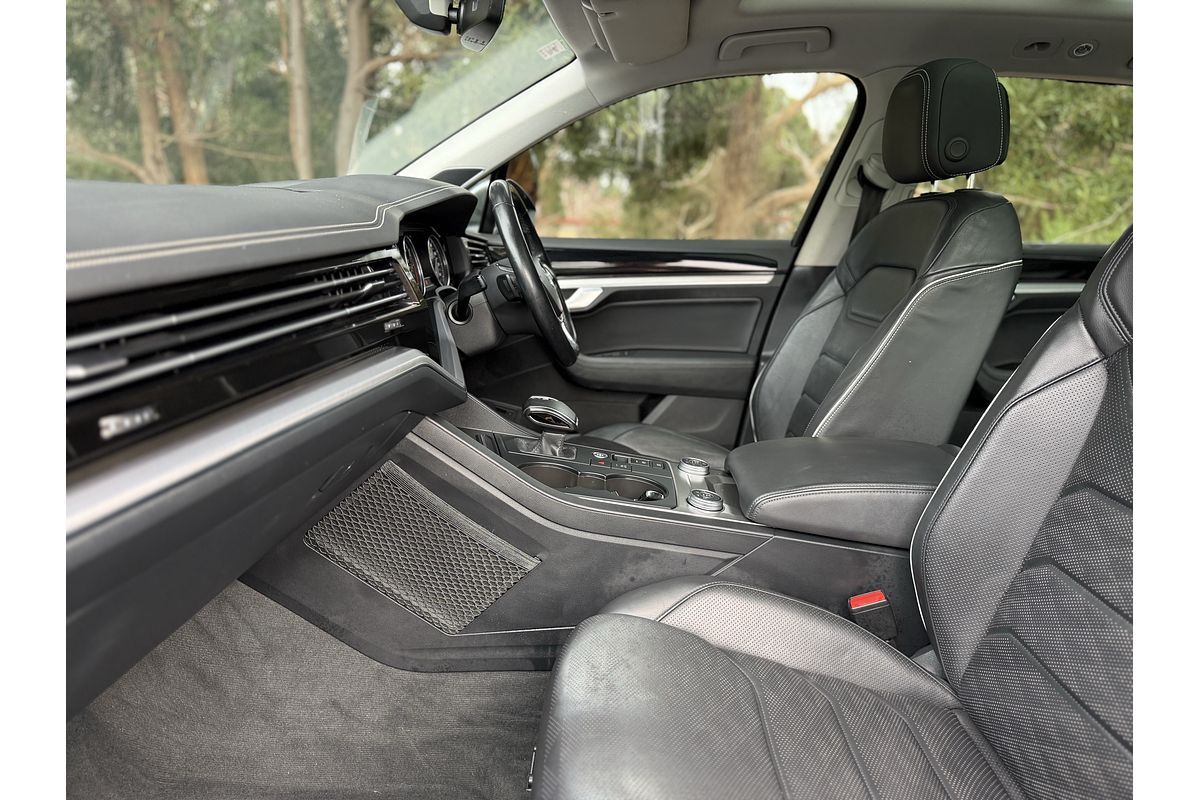 2020 Volkswagen Touareg 190TDI Premium CR