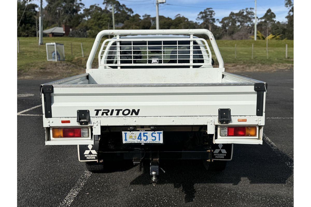 2019 Mitsubishi Triton GLX ADAS MR 4X4