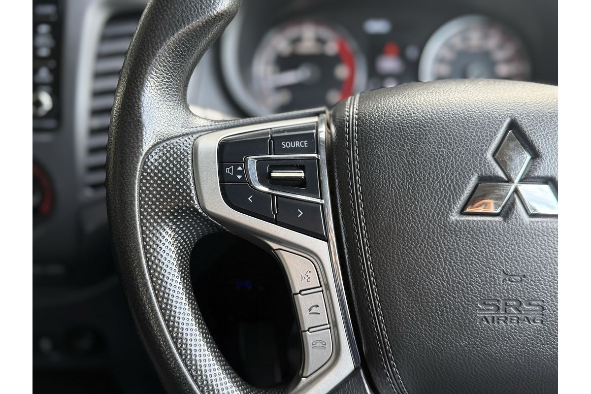 2019 Mitsubishi Triton GLX ADAS MR 4X4