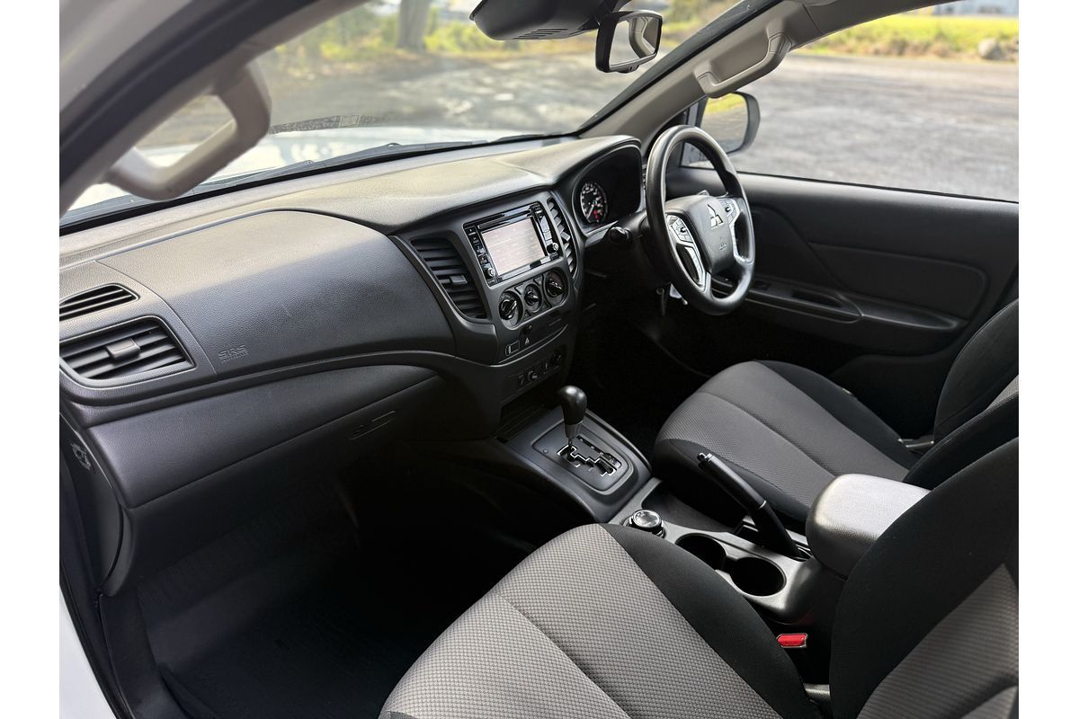2019 Mitsubishi Triton GLX ADAS MR 4X4