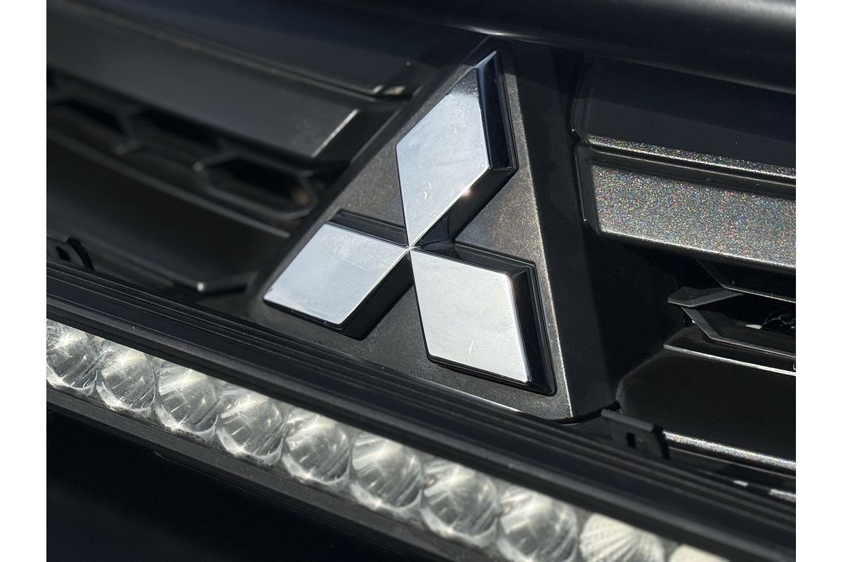 2019 Mitsubishi Triton GLX ADAS MR 4X4