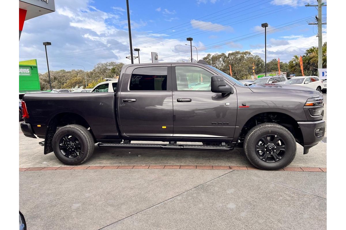 2026 RAM 2500 Laramie DJ 4X4