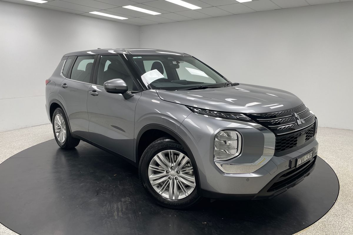 2022 Mitsubishi ZM