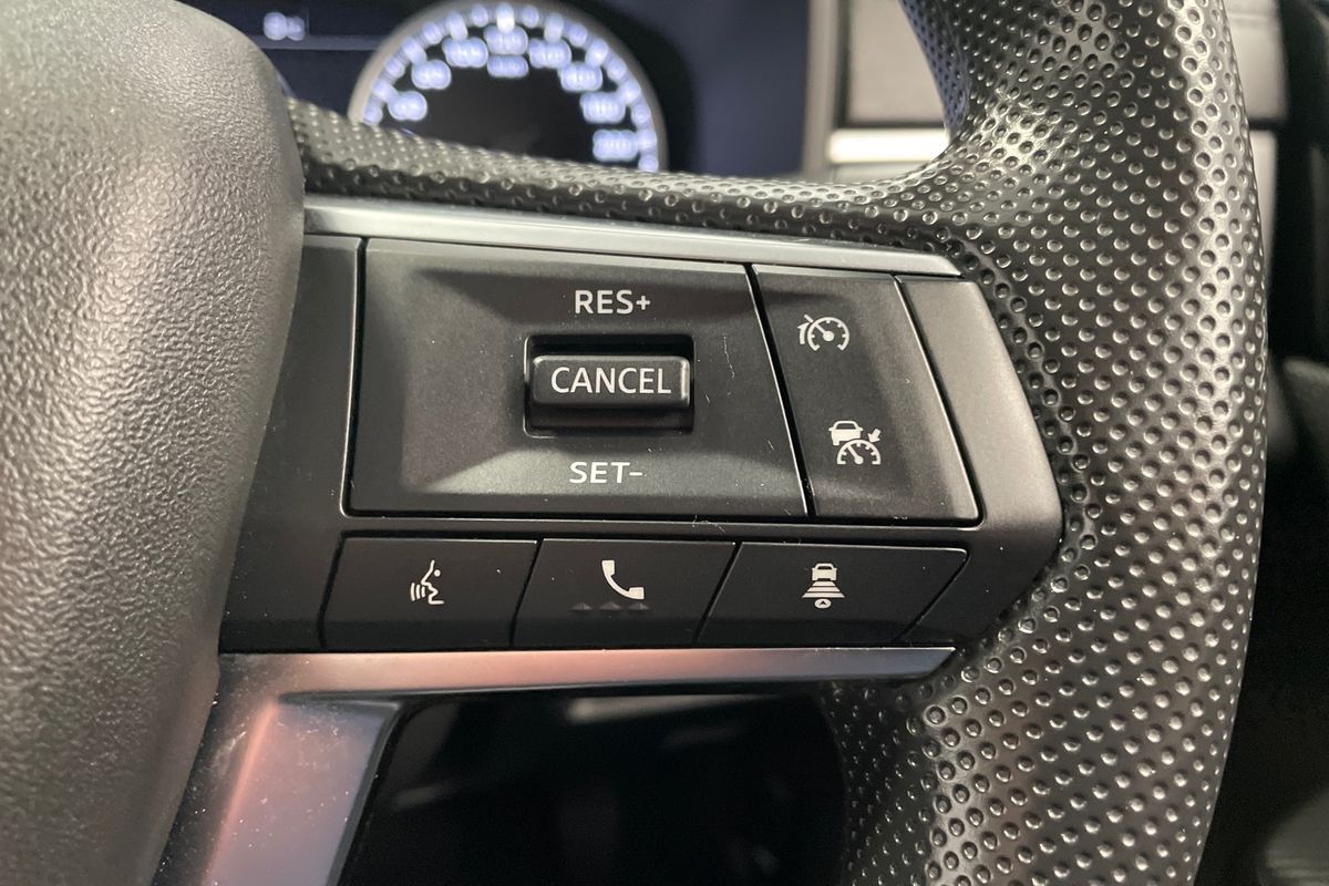 2022 Mitsubishi ZM