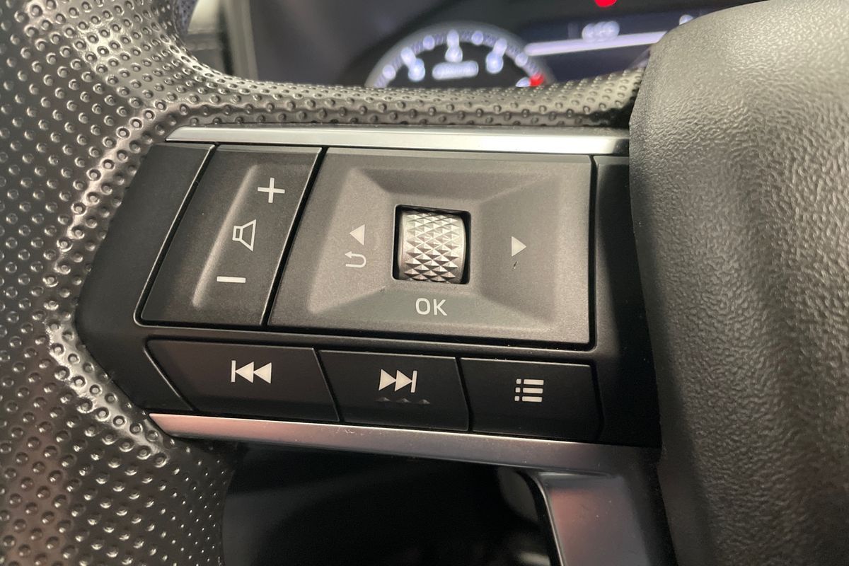2022 Mitsubishi ZM