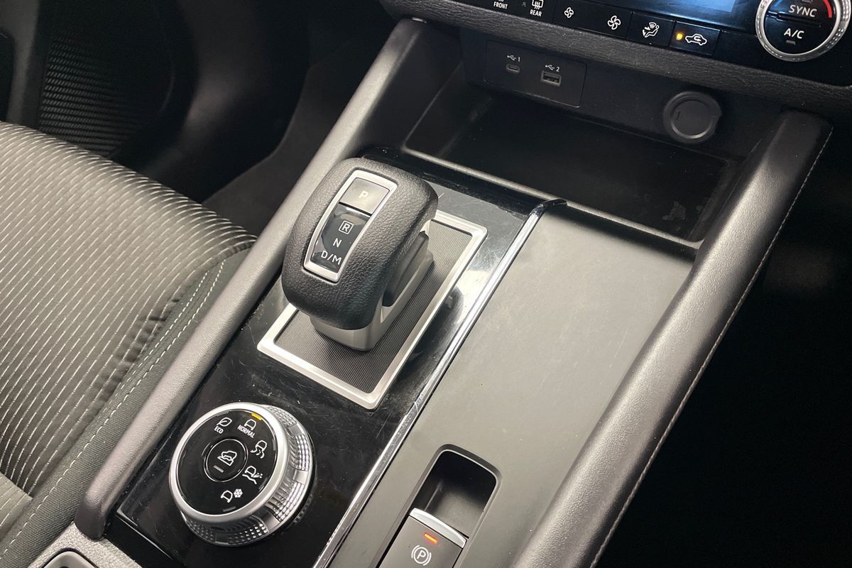 2022 Mitsubishi ZM
