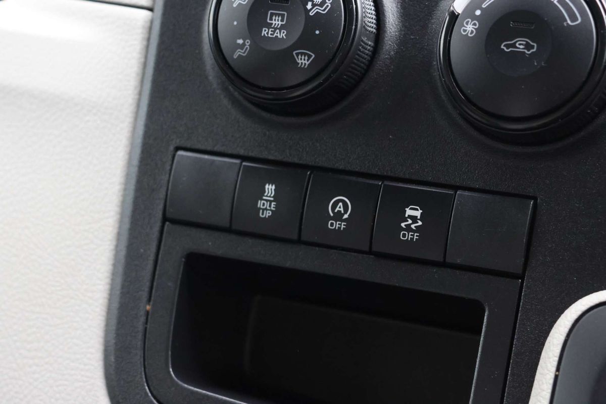 2022 Toyota Hiace GDH300R LWB image 20