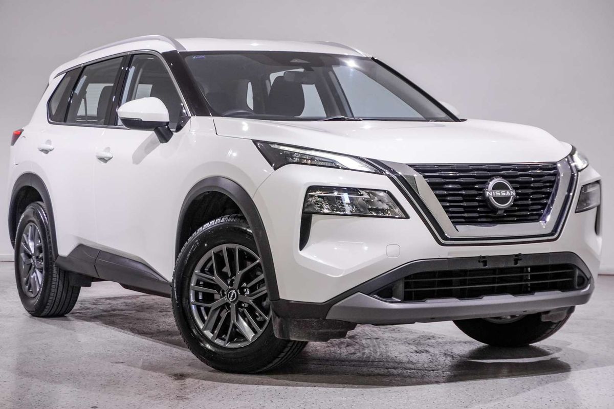 2024 Nissan X-TRAIL ST T33