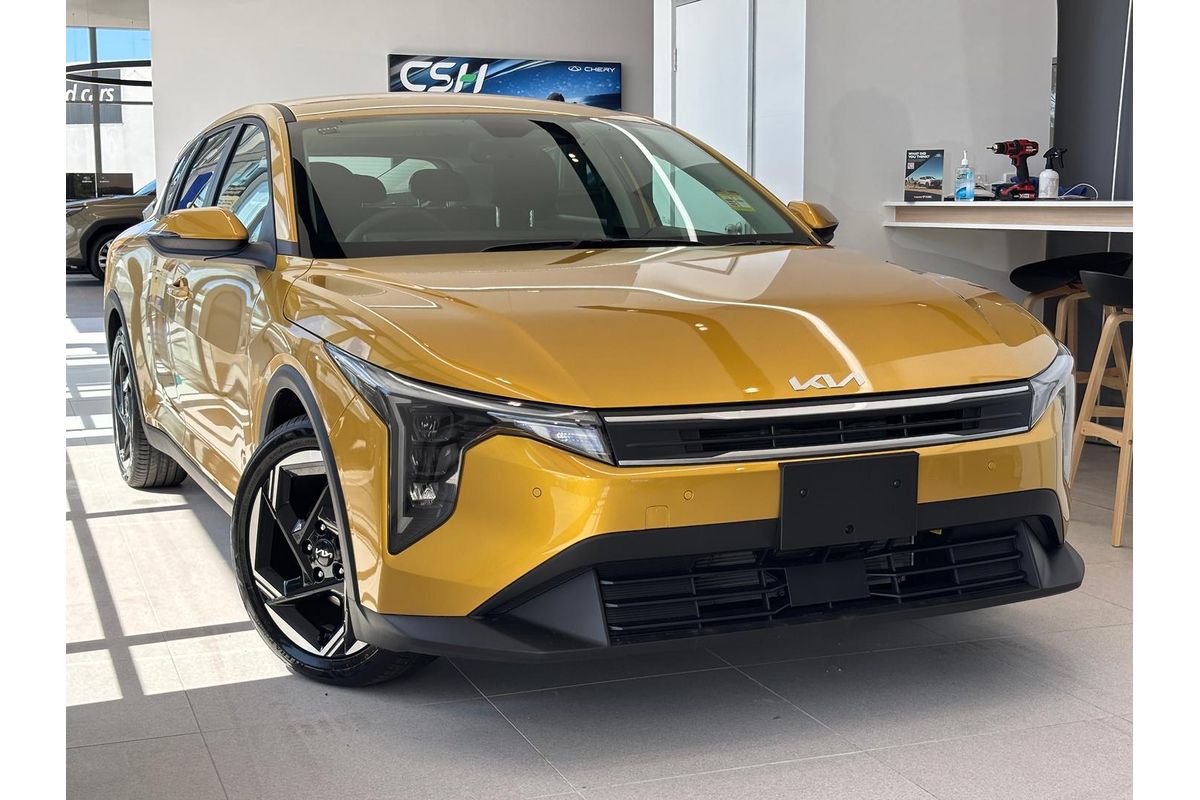 2025 Kia K4 Sport+ CL4m