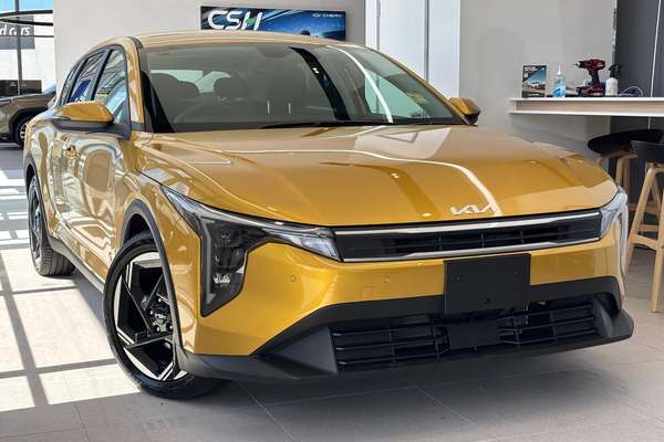 2025 Kia K4 Sport+ CL4m