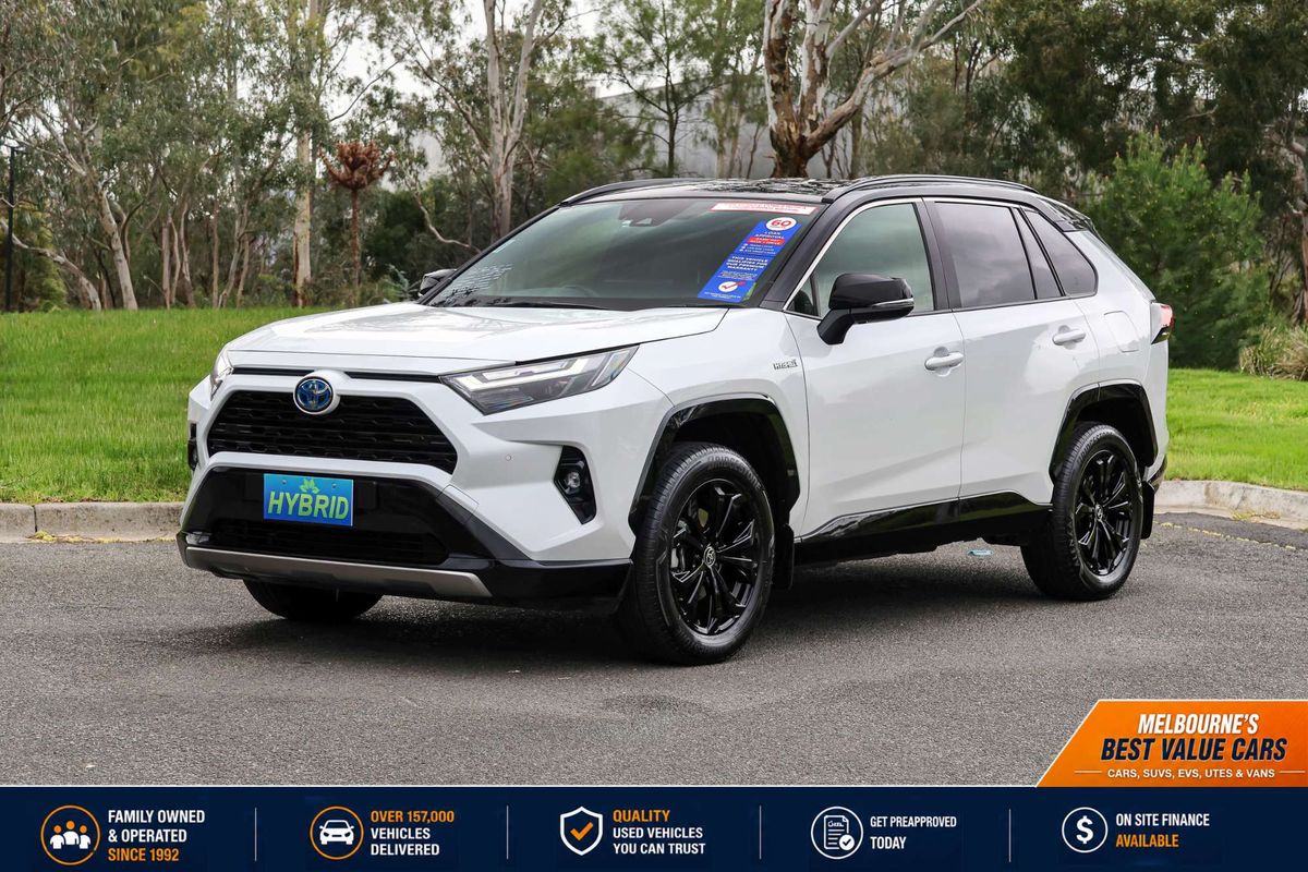 2024 Toyota RAV4 XSE AXAH54R