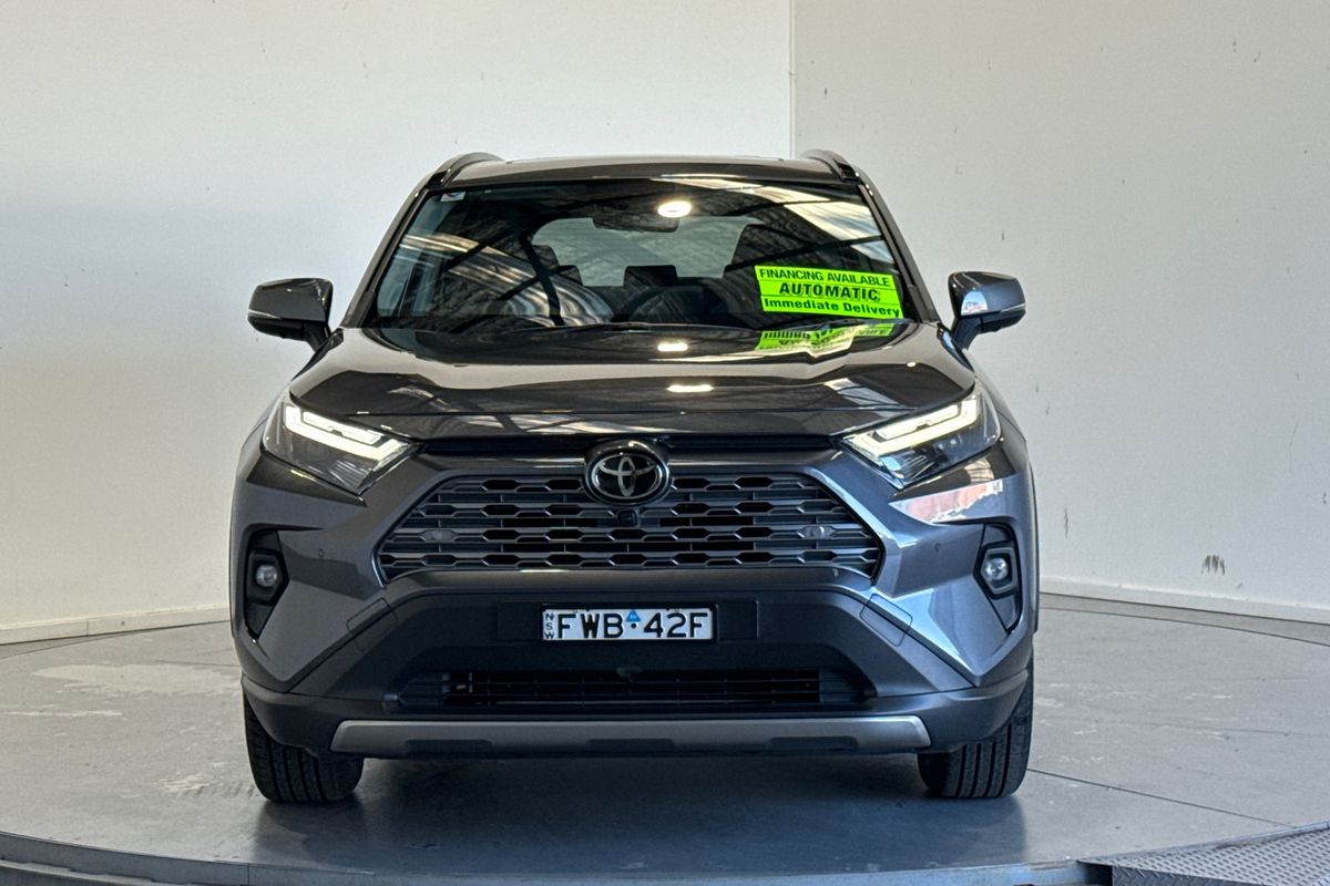 2025 Toyota RAV4 Cruiser AXAH52R