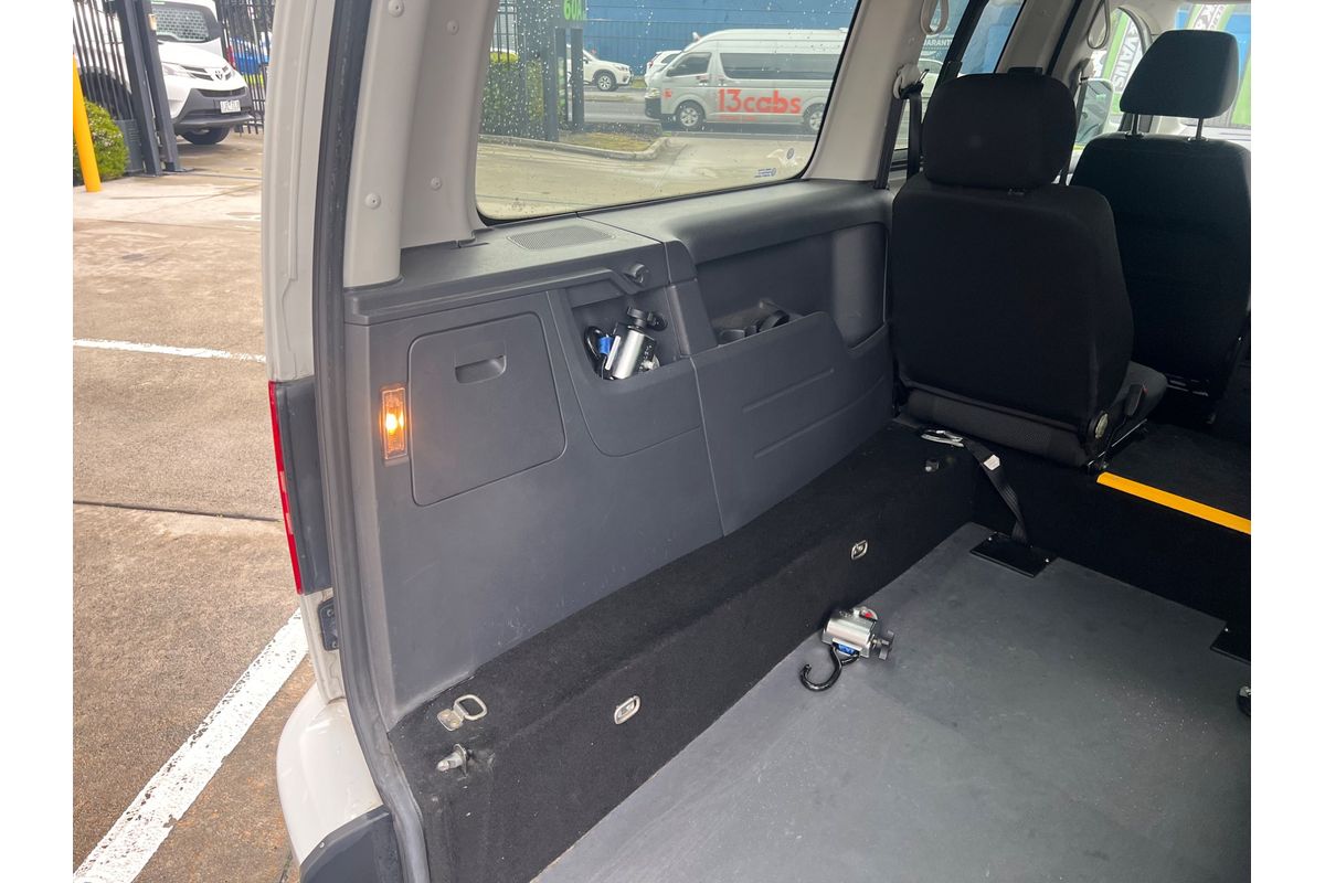 2015 Volkswagen Caddy Maxi TDI320 Comfortline 2K LWB image 23
