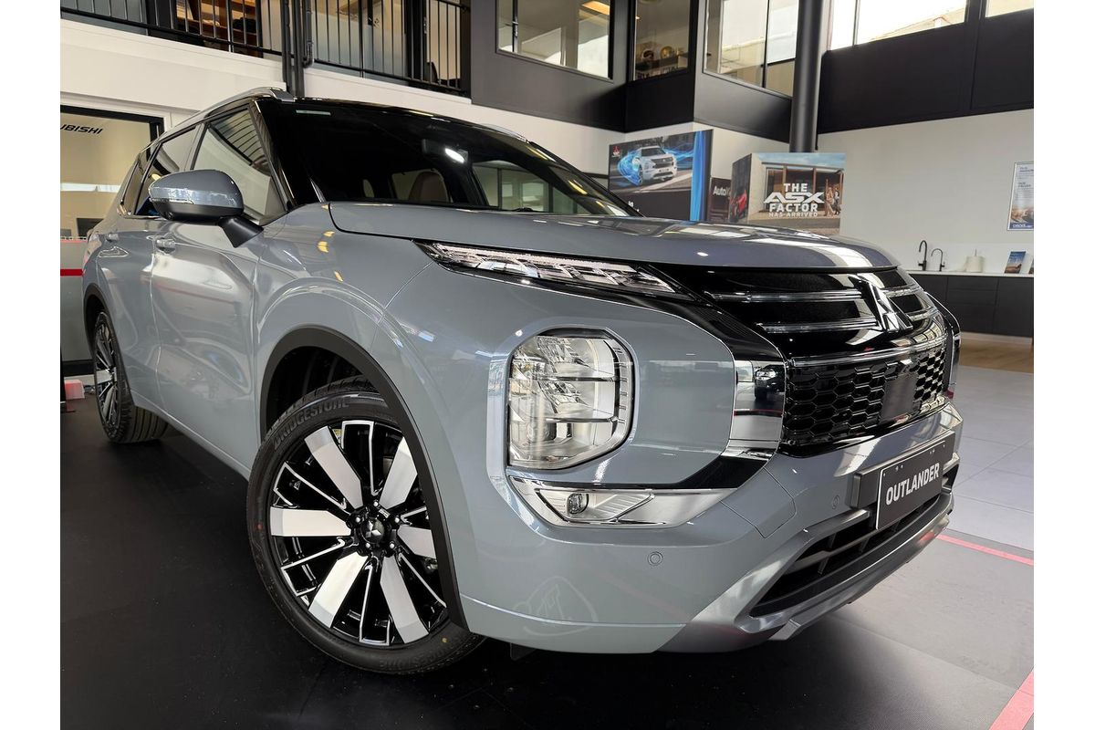 2026 Mitsubishi Outlander Exceed ZM