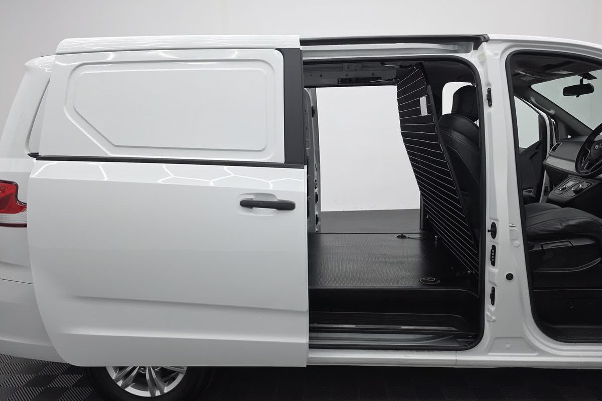 2023 LDV G10 + SV7C