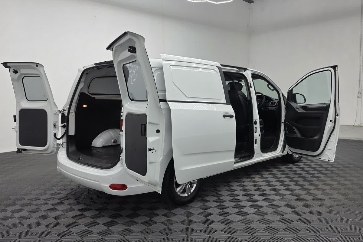 2023 LDV G10 + SV7C