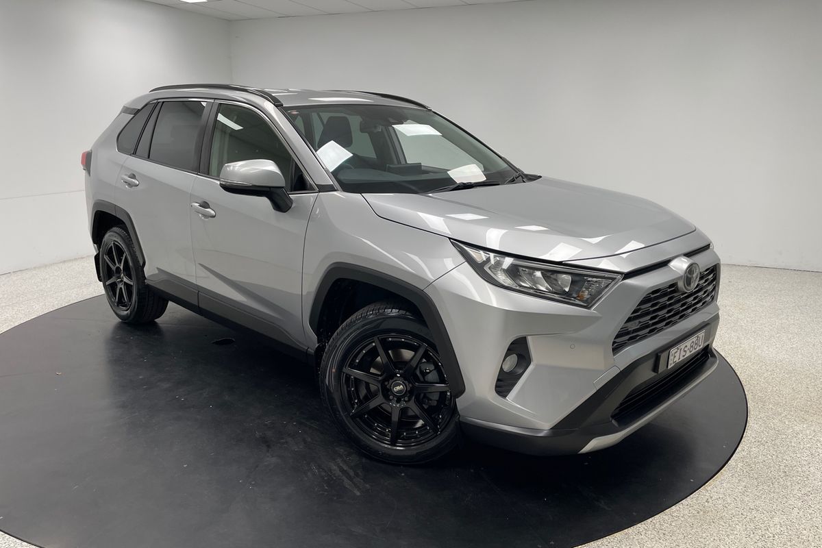 2020 Toyota RAV4 GXL MXAA52R