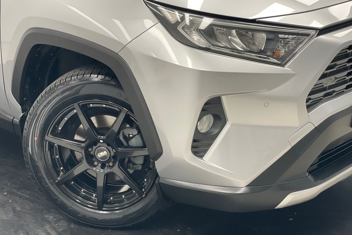 2020 Toyota RAV4 GXL MXAA52R