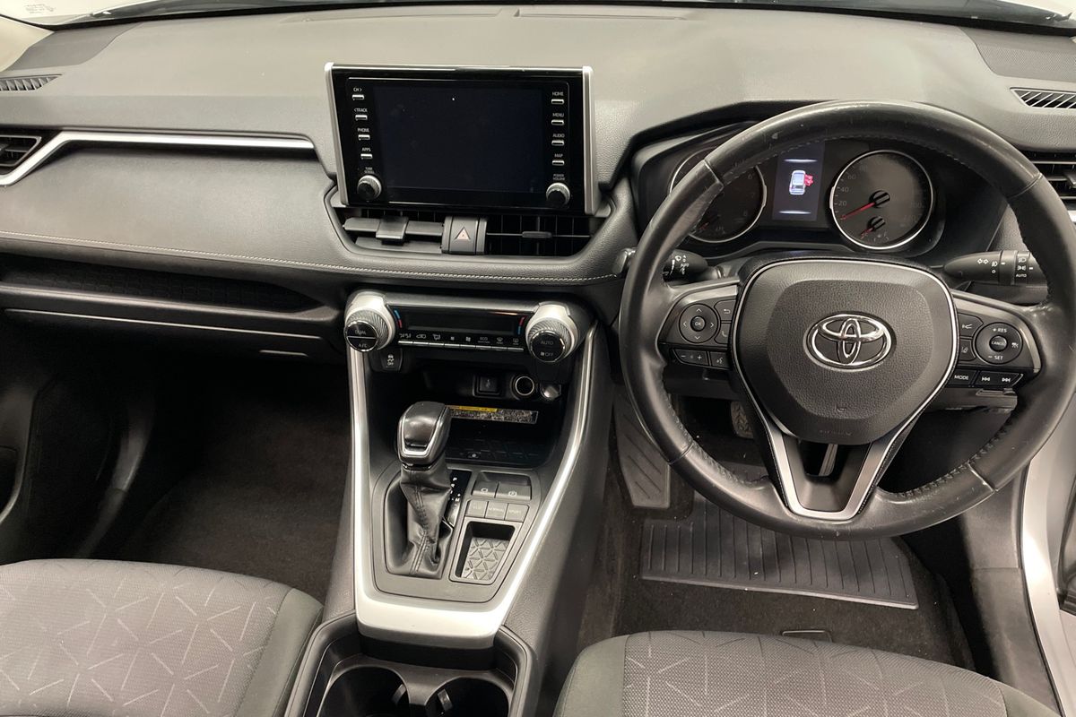 2020 Toyota RAV4 GXL MXAA52R