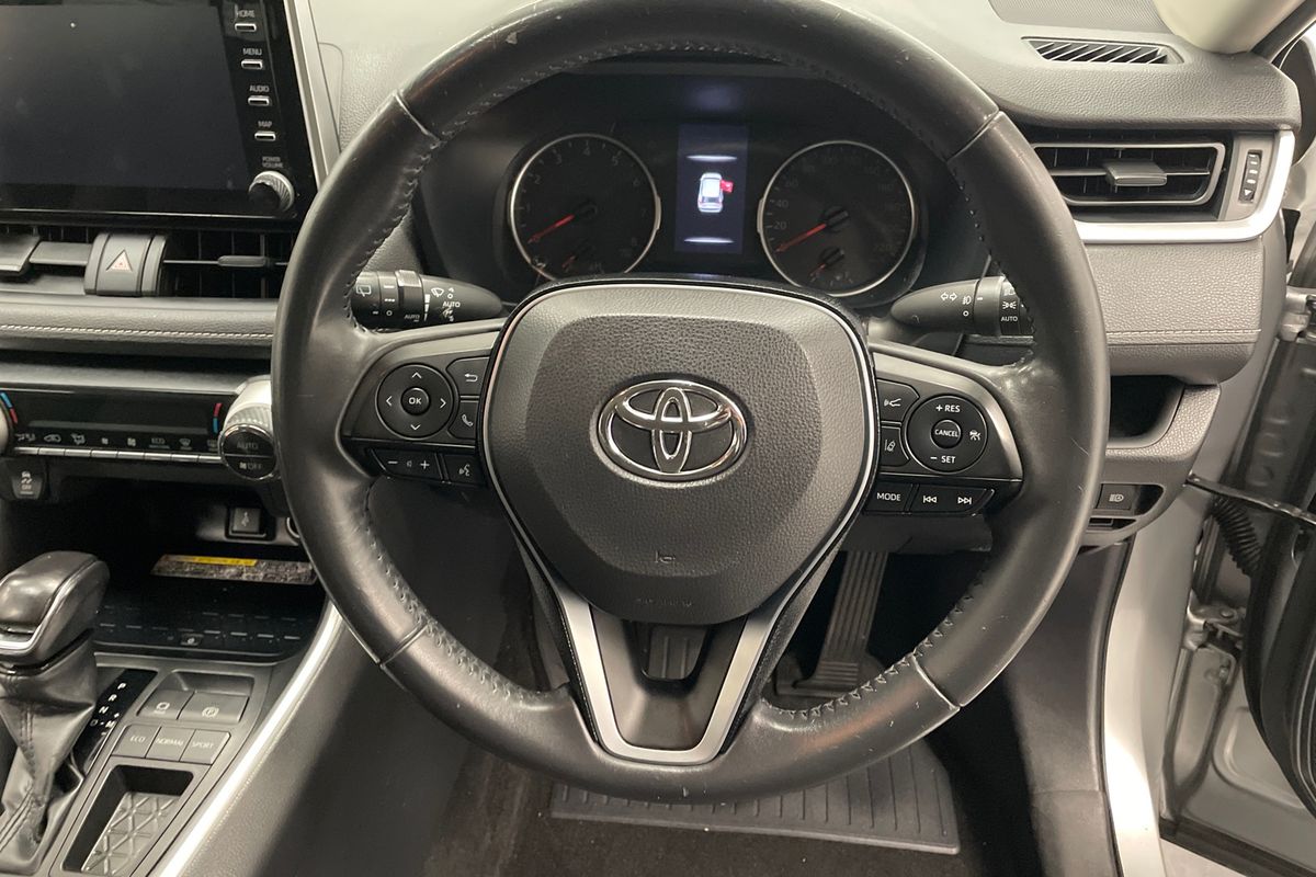 2020 Toyota RAV4 GXL MXAA52R