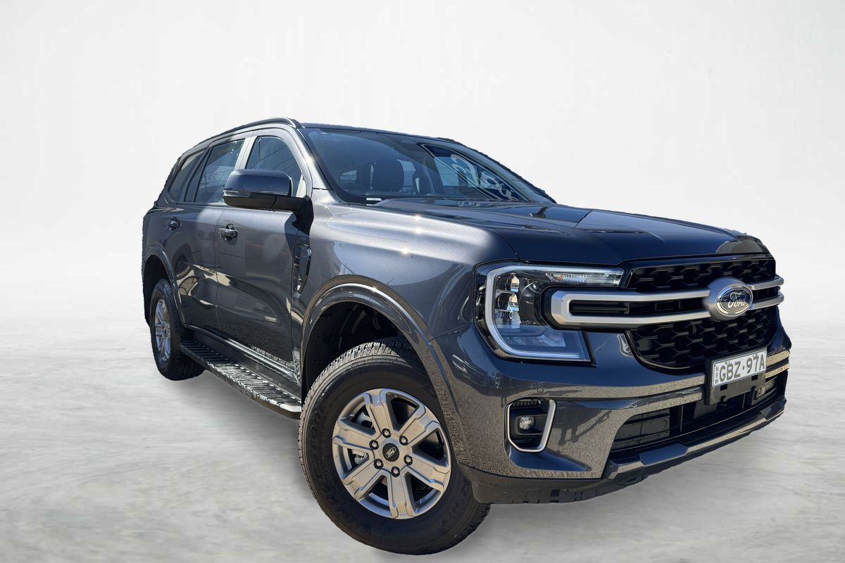 2025 Ford Everest Ambiente 2.0L