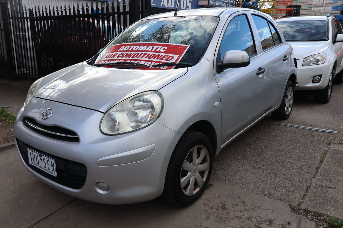 2011 Nissan Micra ST K13