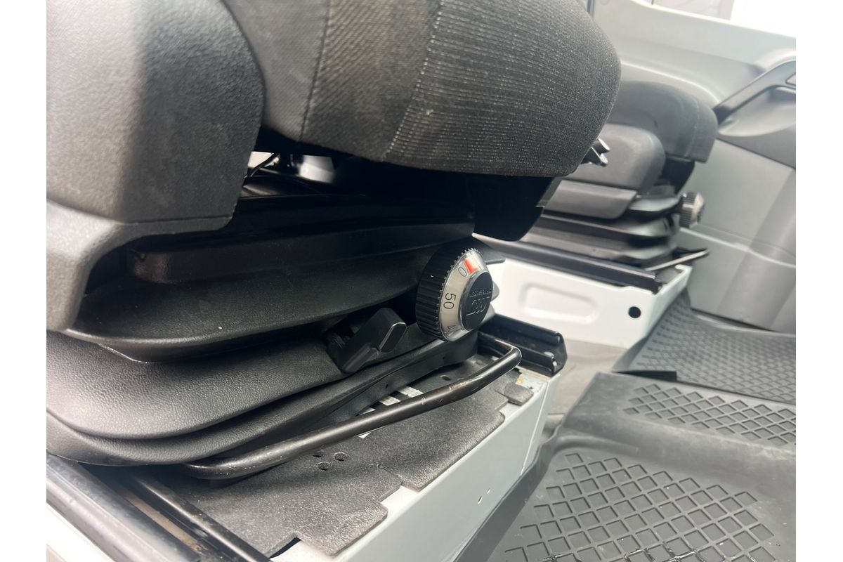 2017 Mercedes-Benz Sprinter 316CDI NCV3 MWB Low Roof image 15