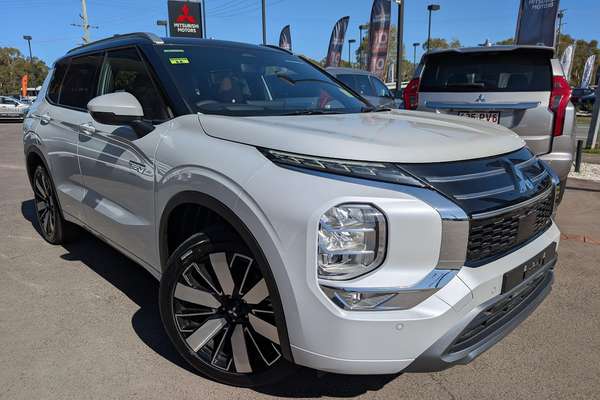 2025 Mitsubishi Outlander PHEV Exceed Tourer ZM