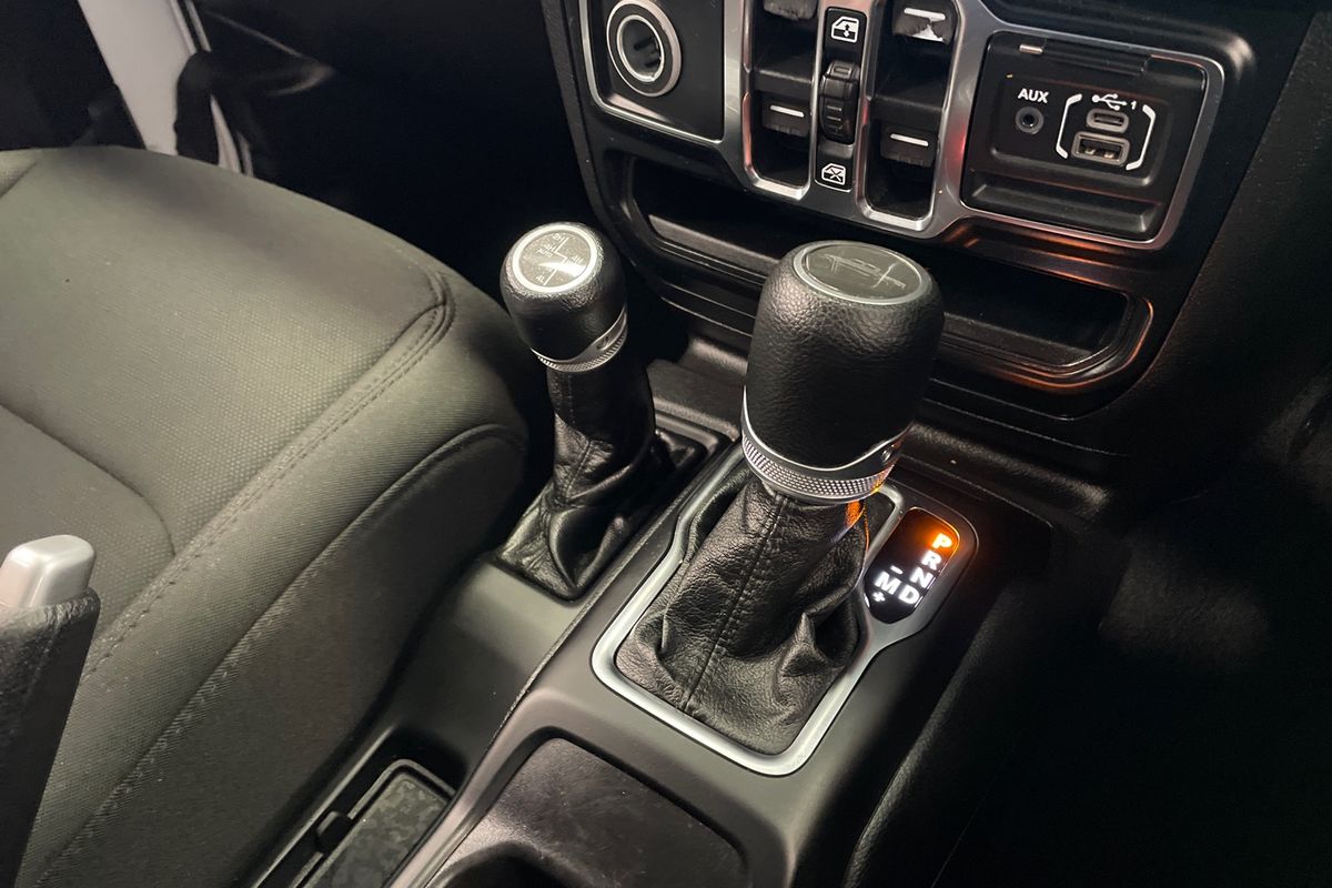 2021 Jeep Gladiator Sport S JT 4X4