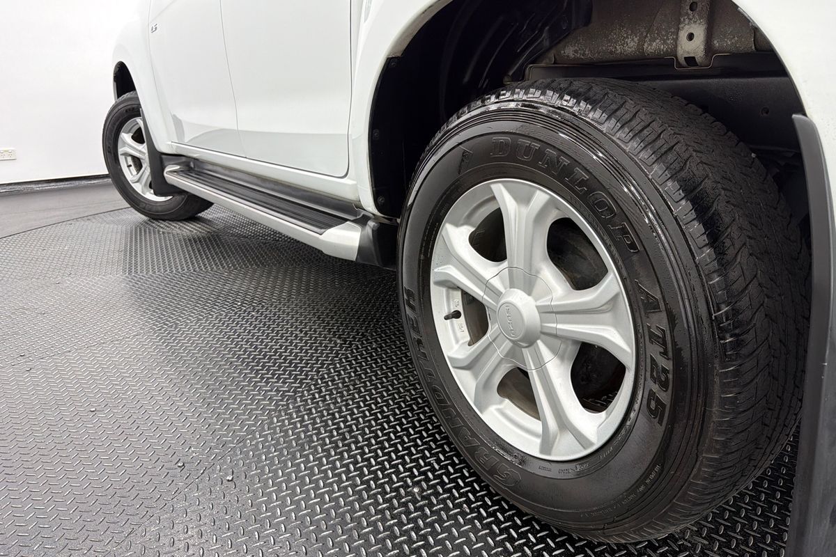 2018 Isuzu D-MAX LS-U High Ride Rear Wheel Drive