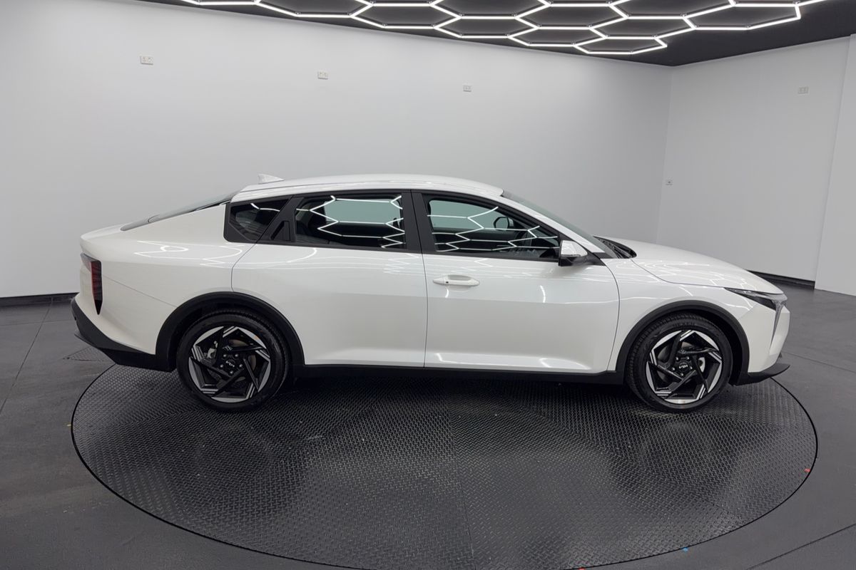 2024 Kia K4 Sport CL4m
