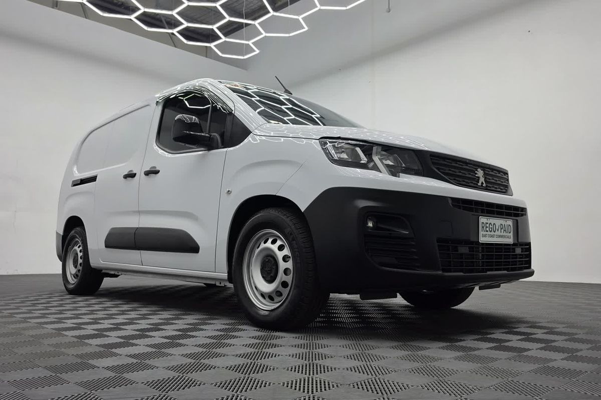 2023 Peugeot e-Partner Pro K9 LWB