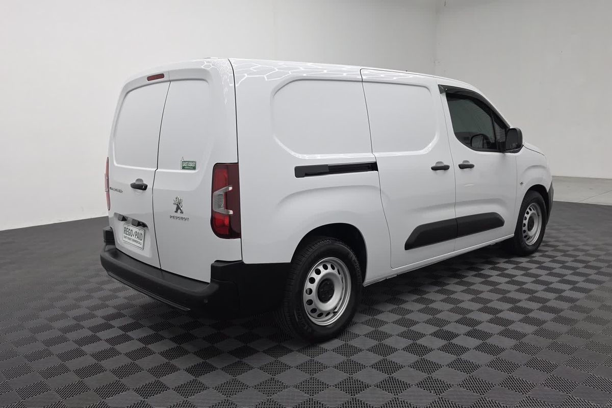 2023 Peugeot e-Partner Pro K9 LWB image 10