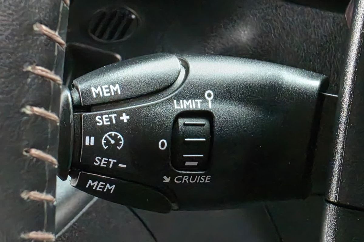 2023 Peugeot e-Partner Pro K9 LWB image 29