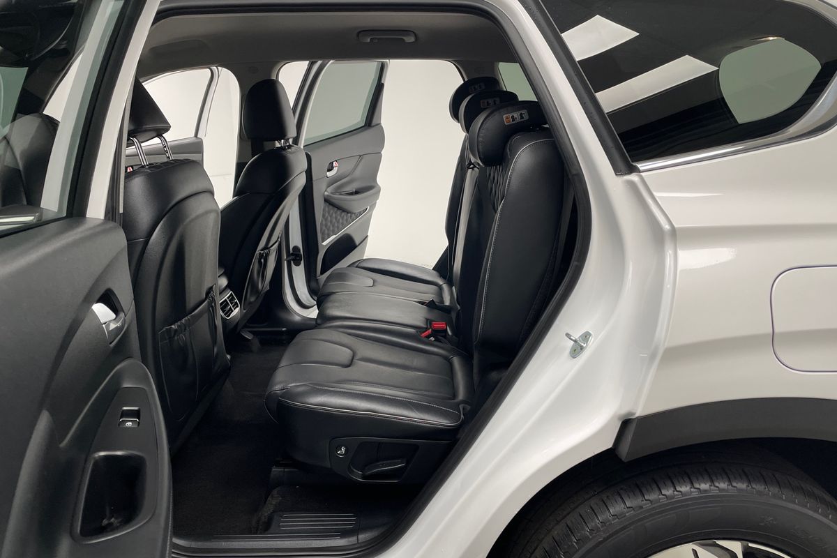 2020 Hyundai Santa Fe Active TM.V3