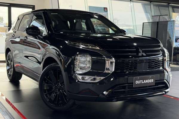 2026 Mitsubishi Outlander Black Edition ZM
