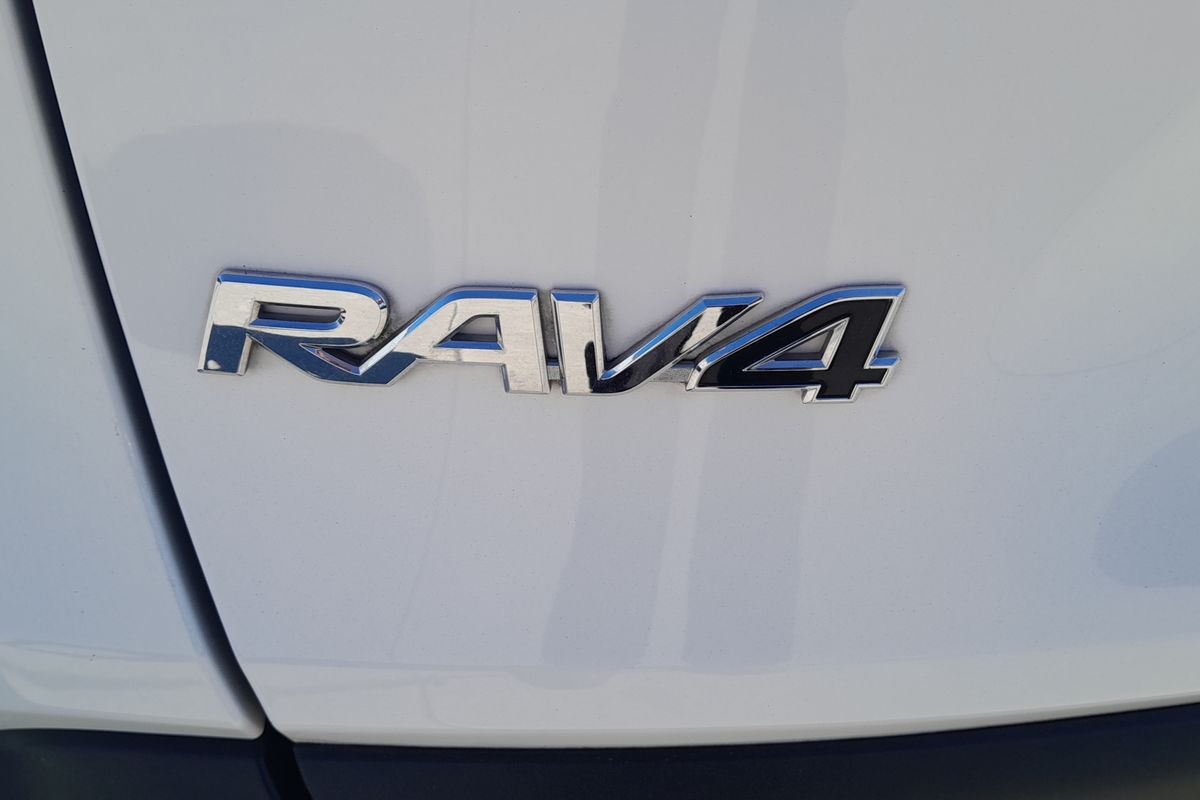 2021 Toyota RAV4 Cruiser AXAH54R
