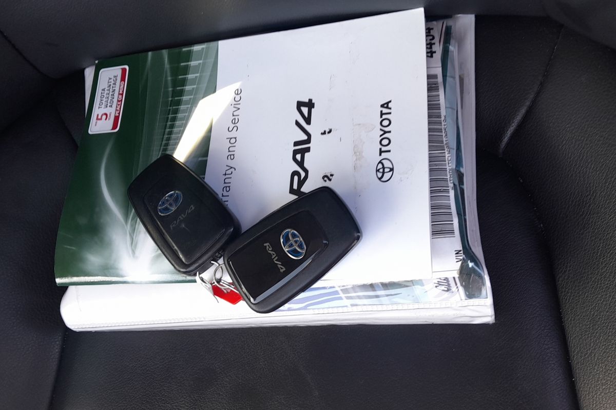 2021 Toyota RAV4 Cruiser AXAH54R